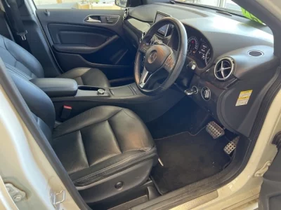 Mercedes-Benz B CLASS