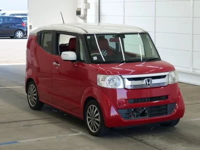 Honda N BOX SLASH