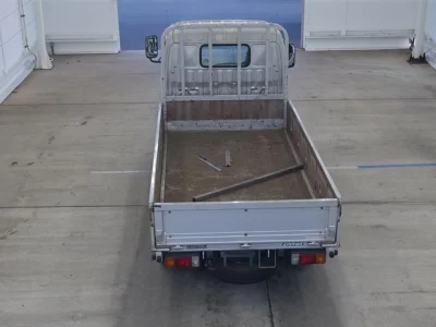 Toyota DYNA  с аукциона в Японии