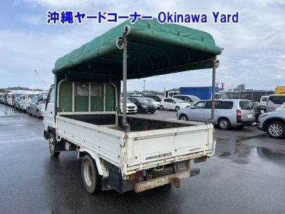 Toyota DYNA  с аукциона в Японии