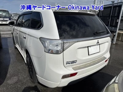 Mitsubishi OUTLANDER PHEV