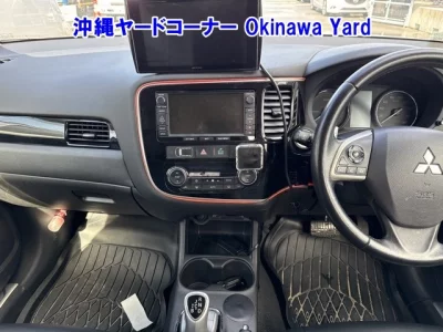 Mitsubishi OUTLANDER PHEV