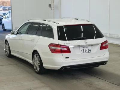 Mercedes-Benz E CLASS WAGON
