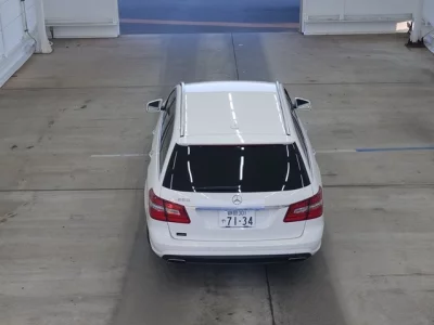 Mercedes-Benz E CLASS WAGON