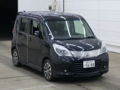Mitsubishi DELICA D2