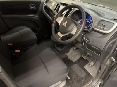 Mitsubishi DELICA D2