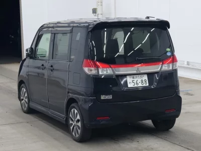 Mitsubishi DELICA D2