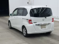 Honda FREED лот № 3052 оценка 4  с аукциона в Японии 1