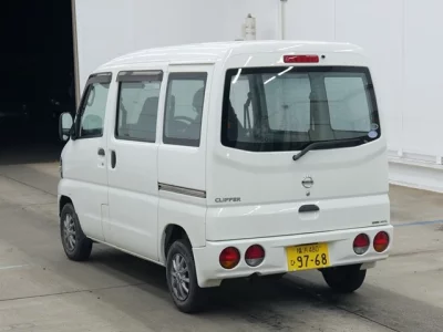 Nissan CLIPPER VAN