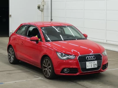 Audi A1  с аукциона в Японии