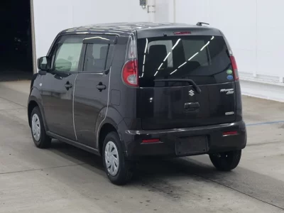 Suzuki MRWAGON