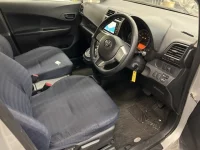 Toyota RACTIS лот № 3057 оценка RA  с аукциона в Японии 3