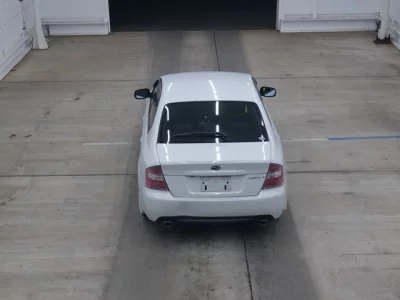 Subaru LEGACY B4