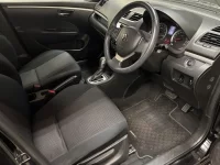 Suzuki SWIFT лот № 3074 оценка 3.5  с аукциона в Японии 3