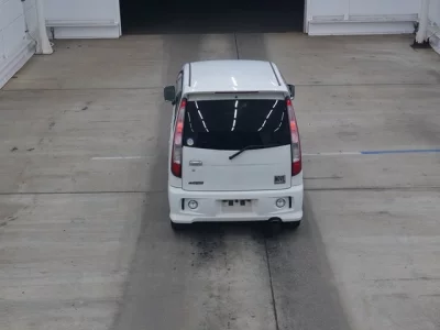 Daihatsu MOVE  с аукциона в Японии