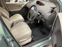 Toyota VITZ лот № 3042 оценка 3.5  с аукциона в Японии 3