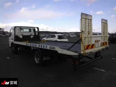 Mitsubishi Fuso Canter