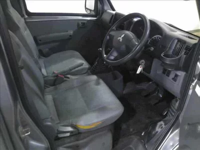Mitsubishi MINICAB VAN