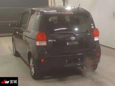Toyota PORTE