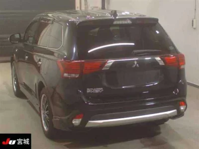 Mitsubishi OUTLANDER PHEV