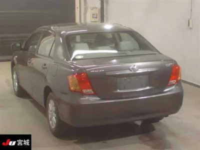 Toyota COROLLA AXIO  с аукциона в Японии