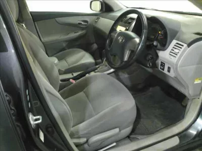 Toyota COROLLA AXIO  с аукциона в Японии