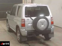 Nissan KIX лот № 4252 оценка 3  с аукциона в Японии 1