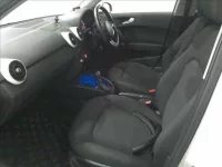 Audi A1 лот № 2055 оценка 4  с аукциона в Японии 2