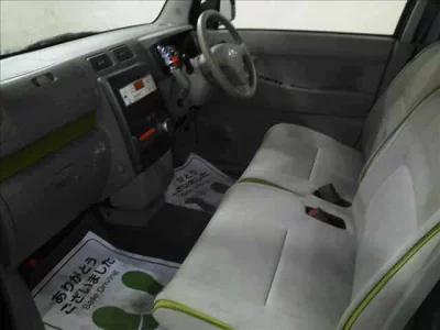 Toyota PIXIS SPACE