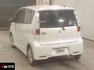 Mitsubishi EK CUSTOM