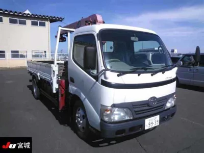 Toyota DYNA  с аукциона в Японии