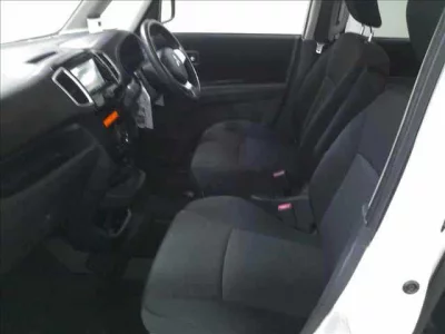 Mitsubishi DELICA D2