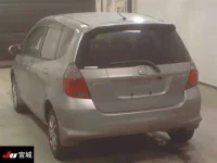 Honda FIT лот № 4451 оценка 3.5  с аукциона в Японии 1