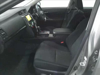 Toyota MARK X  с аукциона в Японии