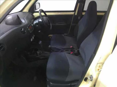 Daihatsu Esse  с аукциона в Японии