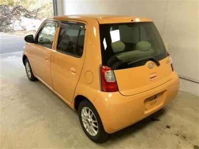 Daihatsu Esse