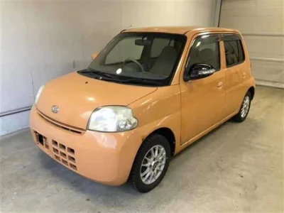 Daihatsu Esse