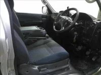 Isuzu COMO лот № 4617 оценка R  с аукциона в Японии 3