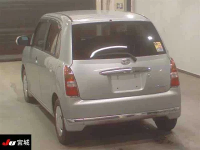 Daihatsu MIRA