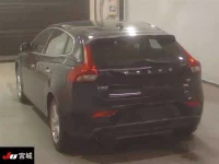 Volvo V40 лот № 4629 оценка 4  с аукциона в Японии 1