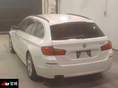 BMW 5-Series  с аукциона в Японии