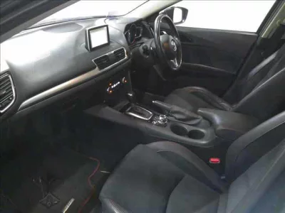 Mazda AXELA  с аукциона в Японии