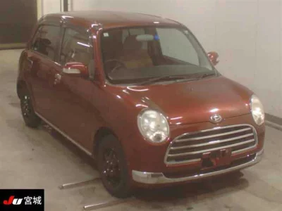 Daihatsu MIRA  с аукциона в Японии
