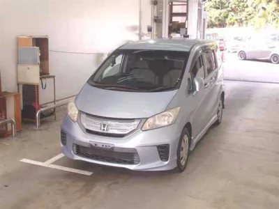Honda FREED  с аукциона в Японии