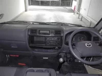 Mazda BONGO VAN лот № 1025 оценка 3  с аукциона в Японии 5