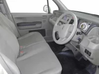 Honda LIFE лот № 1068 оценка 3  с аукциона в Японии 2