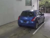 Suzuki SWIFT лот № 192 оценка 3  с аукциона в Японии 4