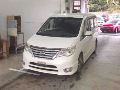 Nissan SERENA  с аукциона в Японии