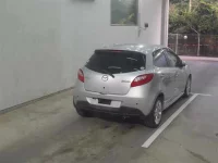 Mazda DEMIO лот № 1058 оценка 3.5  с аукциона в Японии 4
