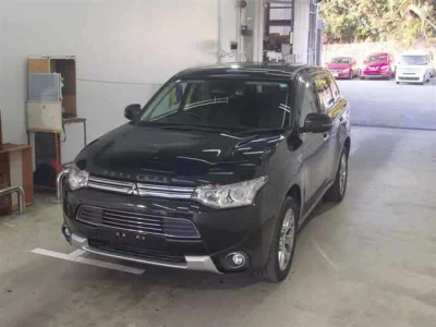 Mitsubishi OUTLANDER PHEV